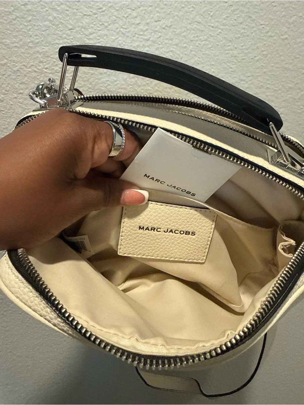 Marc Jacobs Cream Pebbled Leather Messenger Bag with Black Logo